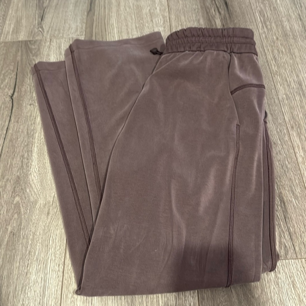 LULULEMON CHOCOLATE BROWN JOGGERS/SWEAT SIZE 8